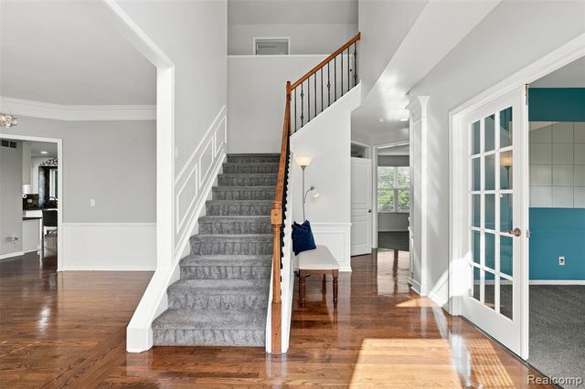 49894 Bloomsbury Lane, Macomb, MI 48044