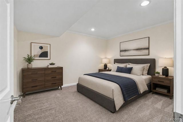 49894 Bloomsbury Lane, Macomb, MI 48044