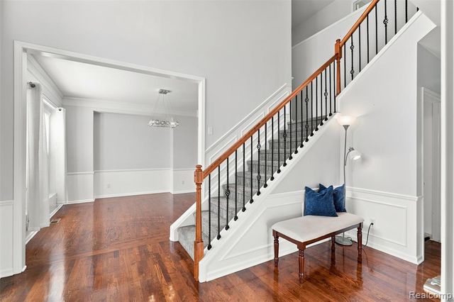 49894 Bloomsbury Lane, Macomb, MI 48044