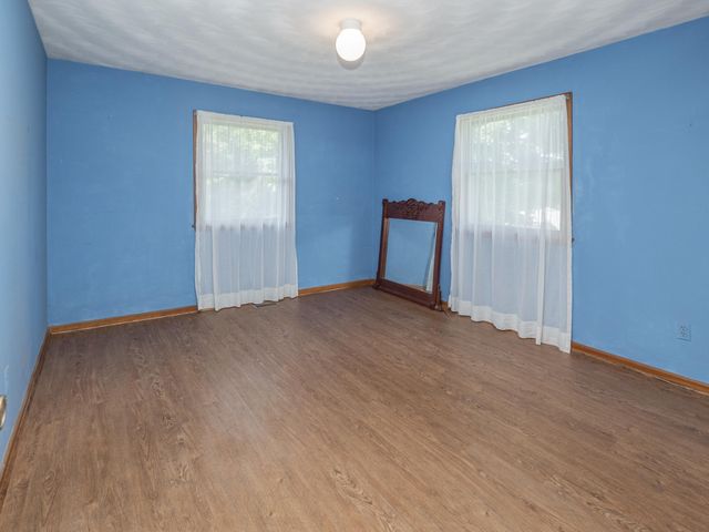 48316 County Road 384, Grand Junction, MI 49056