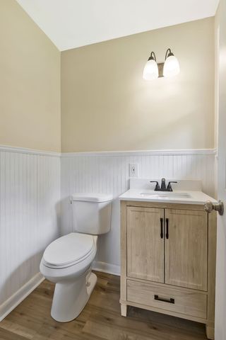 415 Bonnawood Dr, Hermitage, TN 37076