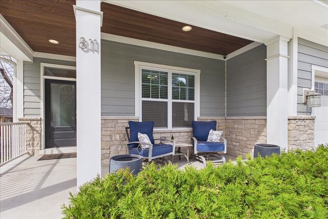 811 Michigan Street, Wheaton, IL 60187