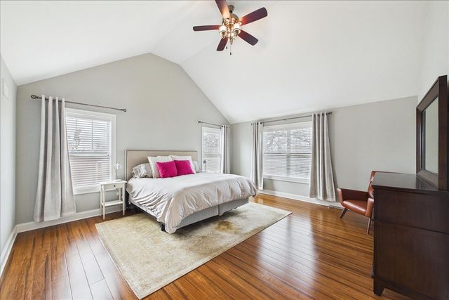 811 Michigan Street, Wheaton, IL 60187