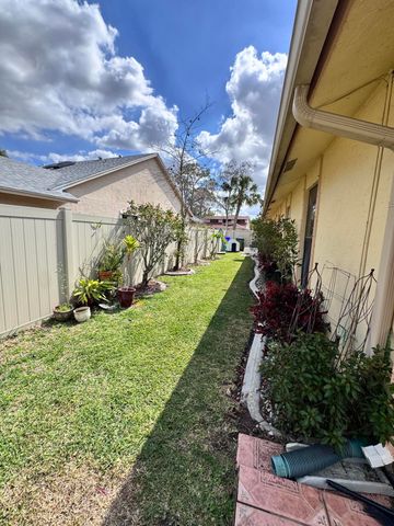 14581 Stirrup Lane, Wellington, FL 33414