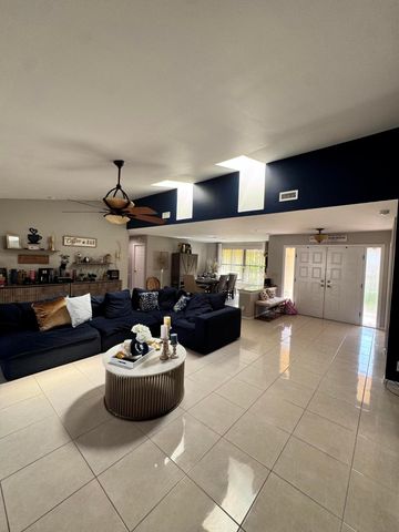 14581 Stirrup Lane, Wellington, FL 33414