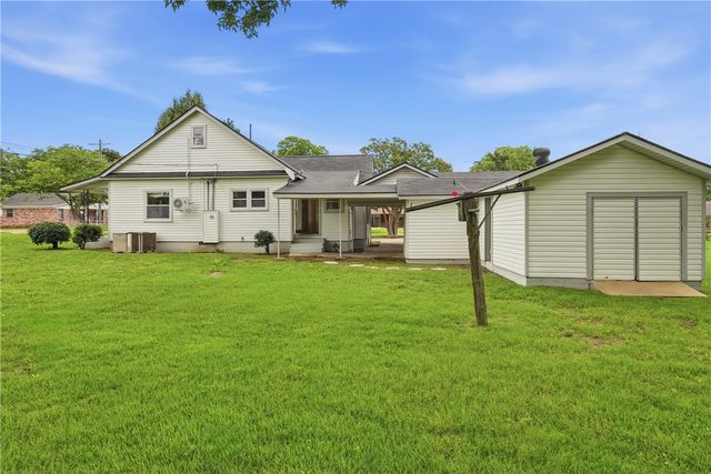 412 E H Street, Russellville, AR 72801