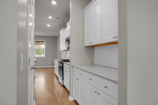 199 Country Gate Lane, Summerville, SC 29485