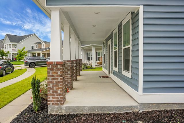 199 Country Gate Lane, Summerville, SC 29485