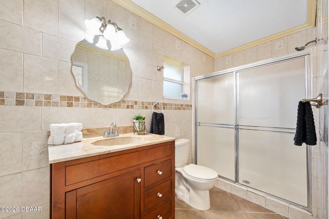 84 Raemoor Drive, Palm Coast, FL 32164