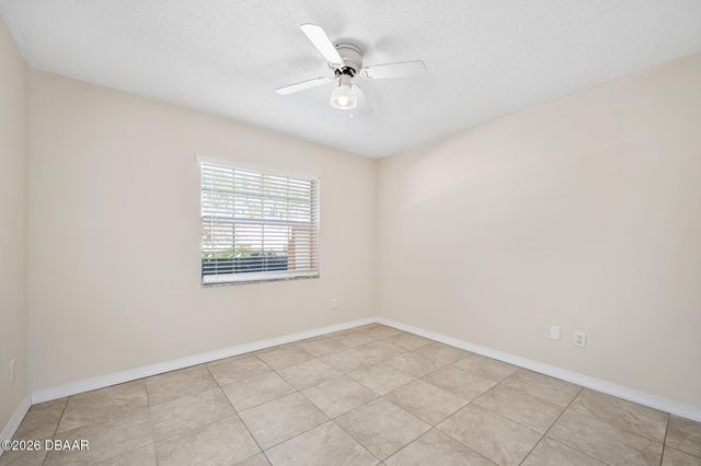 84 Raemoor Drive, Palm Coast, FL 32164