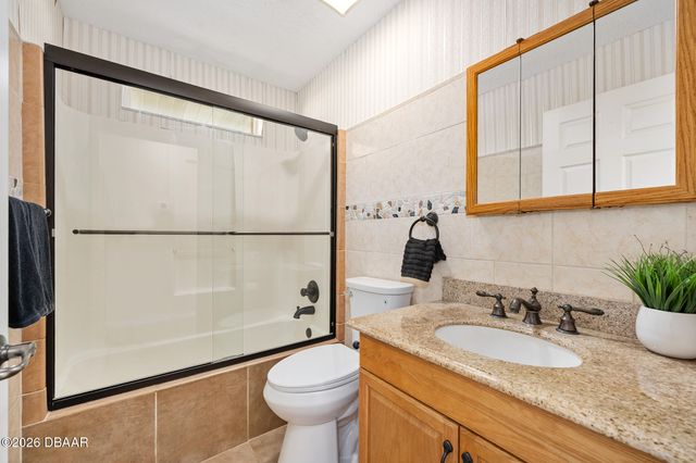 84 Raemoor Drive, Palm Coast, FL 32164