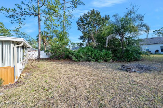 84 Raemoor Drive, Palm Coast, FL 32164