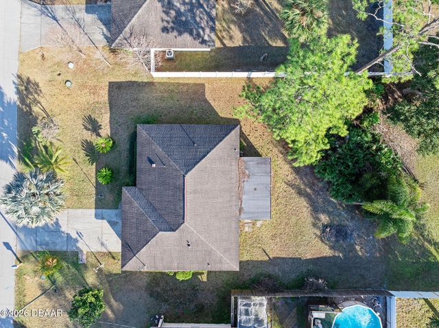 84 Raemoor Drive, Palm Coast, FL 32164