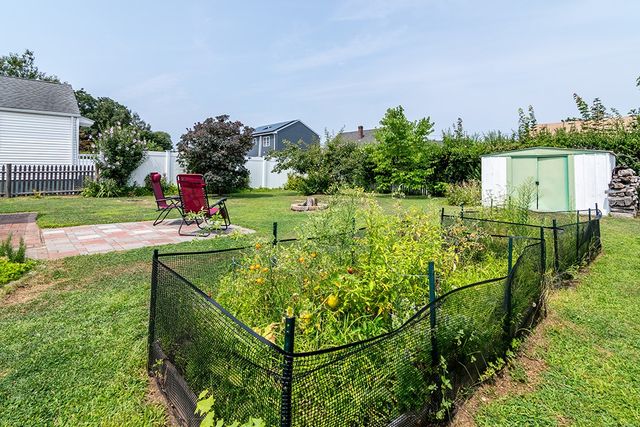 76 Burbank Street, Cranston, RI 02910