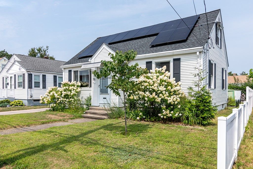 76 Burbank Street, Cranston, RI 02910