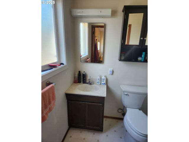 1255 PRINCETON Rd, Woodburn, OR 97071