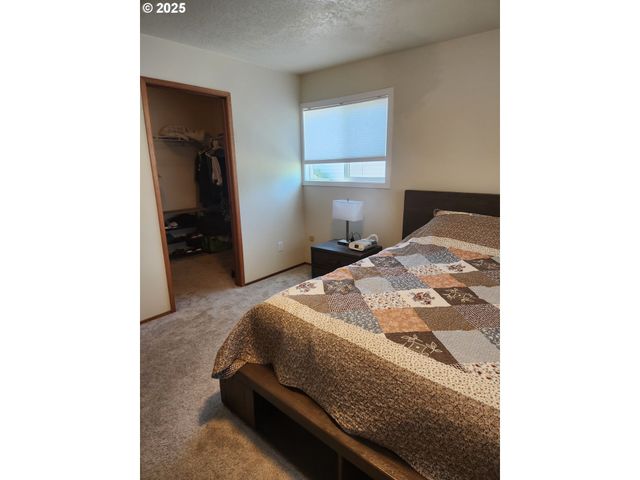1255 PRINCETON Rd, Woodburn, OR 97071