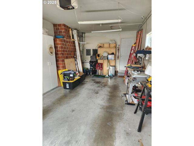 1255 PRINCETON Rd, Woodburn, OR 97071