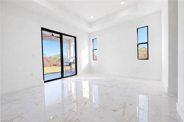 9005 Penny CIR, Labelle, FL 33935