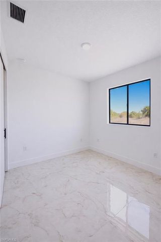 9005 Penny CIR, Labelle, FL 33935