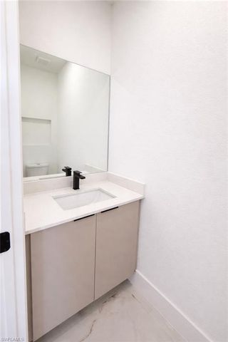 9005 Penny CIR, Labelle, FL 33935