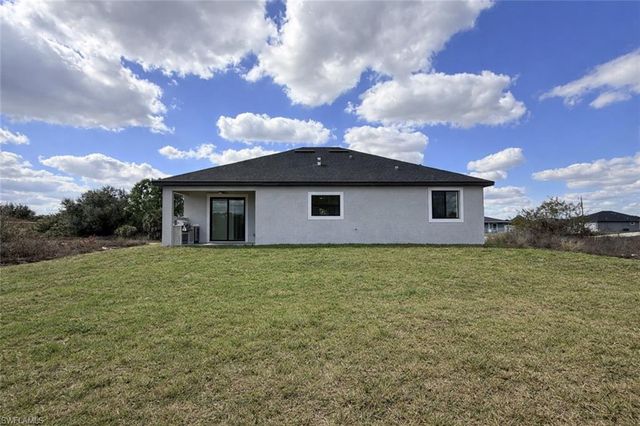 9005 Penny CIR, Labelle, FL 33935