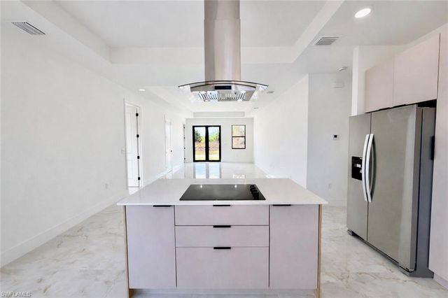 9005 Penny CIR, Labelle, FL 33935