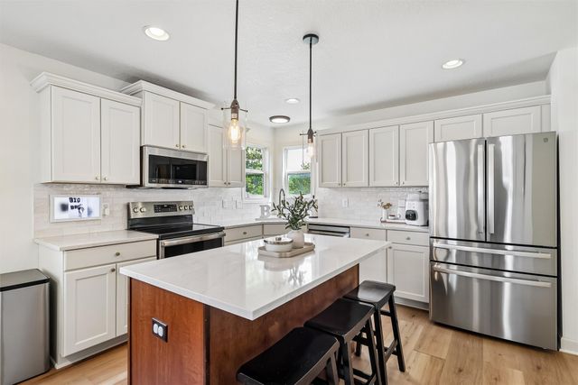 85 Broderick Drive, Waukee, IA 50263