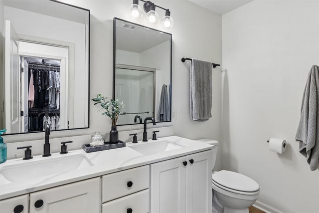 85 Broderick Drive, Waukee, IA 50263