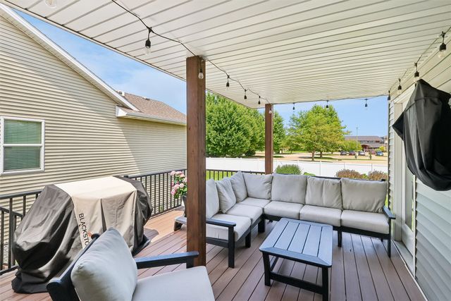 85 Broderick Drive, Waukee, IA 50263