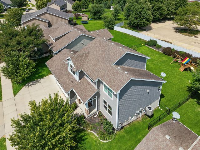 85 Broderick Drive, Waukee, IA 50263