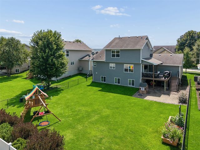 85 Broderick Drive, Waukee, IA 50263