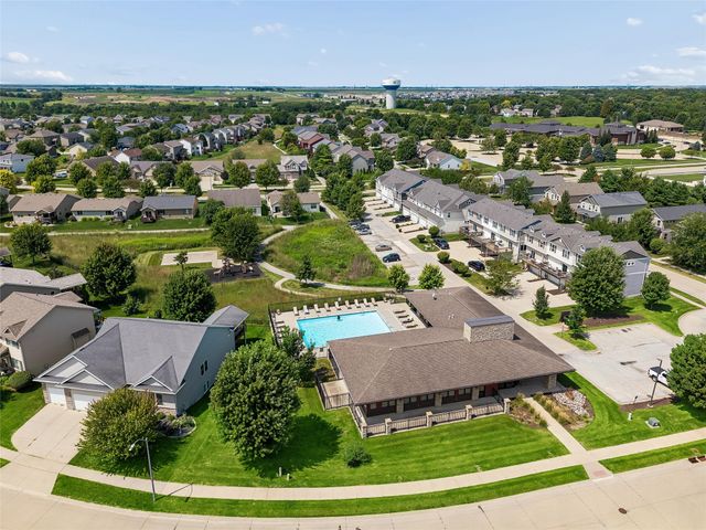 85 Broderick Drive, Waukee, IA 50263