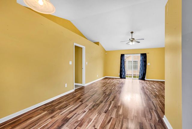 458 Sean River Rd., Conway, SC 29526