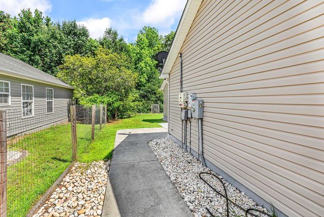 458 Sean River Rd., Conway, SC 29526
