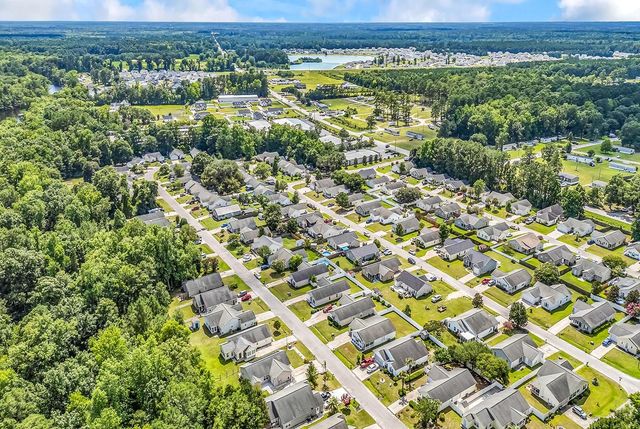 458 Sean River Rd., Conway, SC 29526