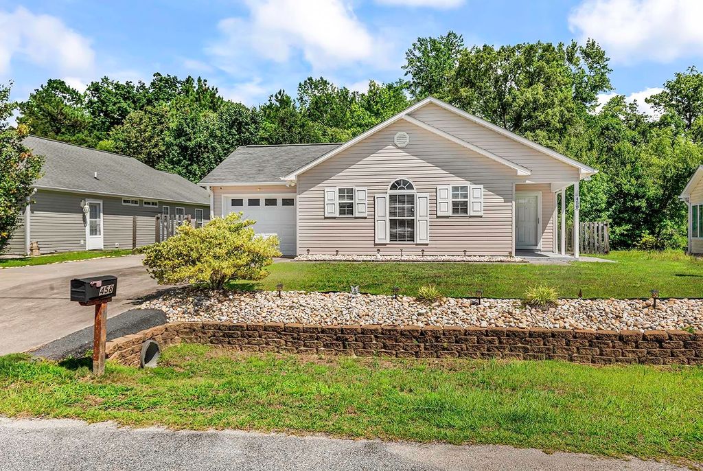 458 Sean River Rd., Conway, SC 29526