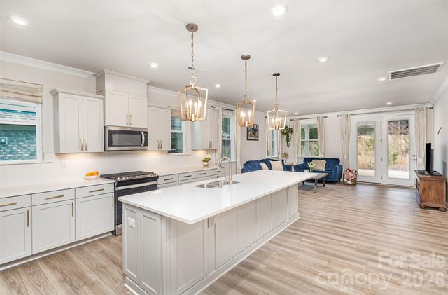 9534 Liberty Hill Drive, Mint Hill, NC 28227