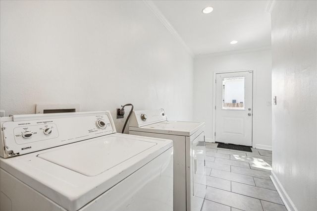 2108 Freeman Street, Houston, TX 77009