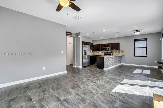 3440 W 100th Ter, Hialeah, FL 33018