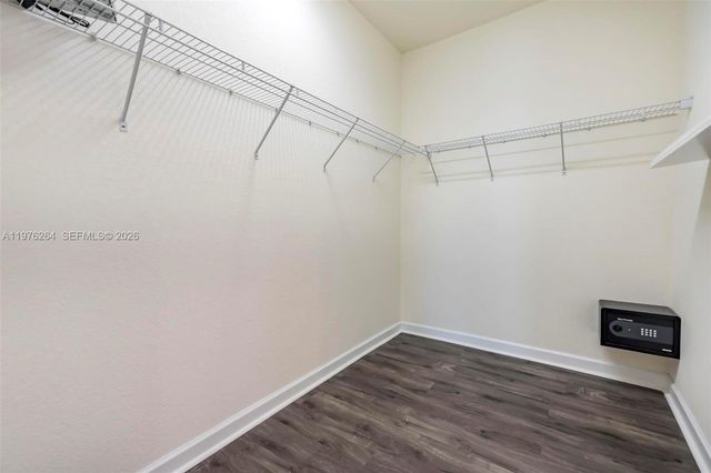 3440 W 100th Ter, Hialeah, FL 33018