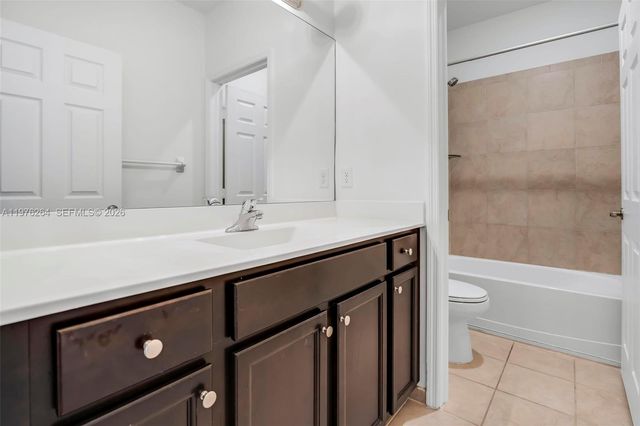 3440 W 100th Ter, Hialeah, FL 33018