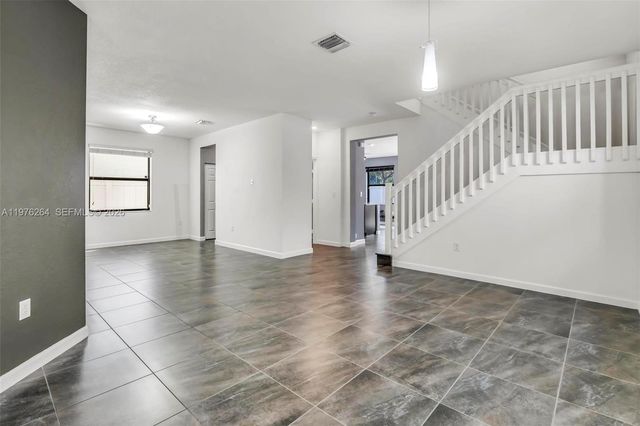 3440 W 100th Ter, Hialeah, FL 33018