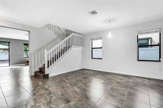 3440 W 100th Ter, Hialeah, FL 33018