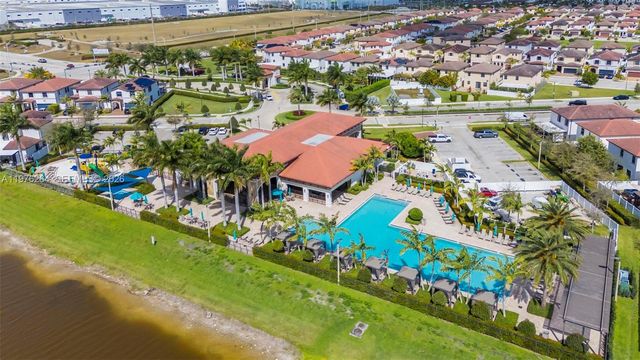 3440 W 100th Ter, Hialeah, FL 33018