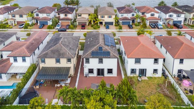 3440 W 100th Ter, Hialeah, FL 33018