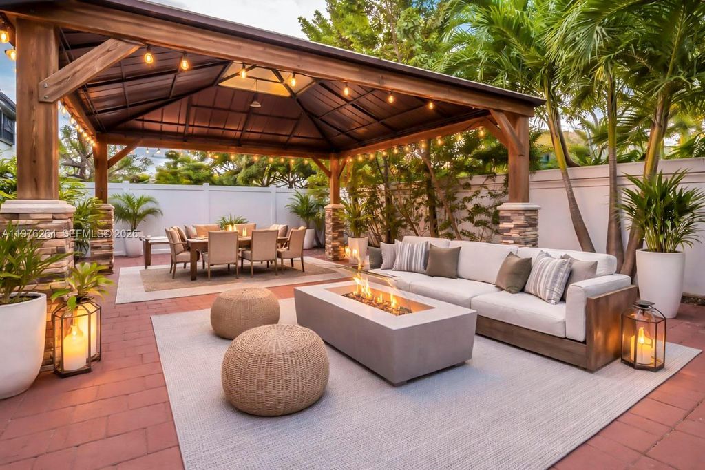 3440 W 100th Ter, Hialeah, FL 33018