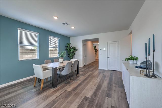 6221 SEASTRAND Street, North Las Vegas, NV 89031