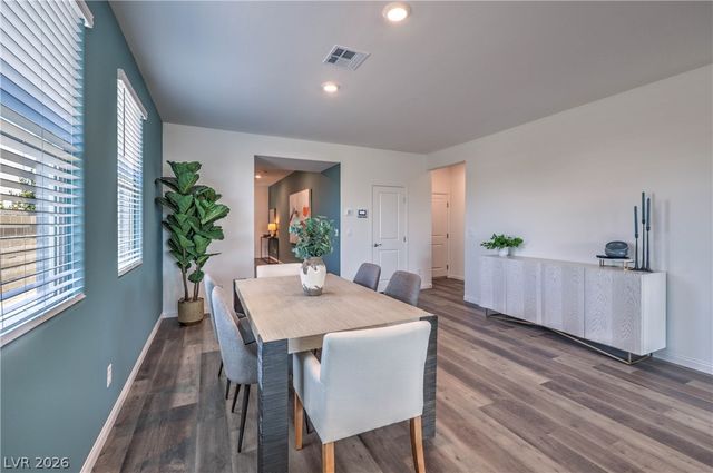 6221 SEASTRAND Street, North Las Vegas, NV 89031