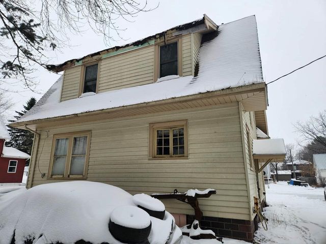 210 S DIVISION STREET, Loyal, WI 54446